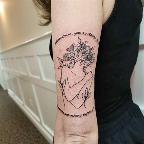 10 Best Flowers And Stars Tattoo Ideas That Will Blow Your Mind