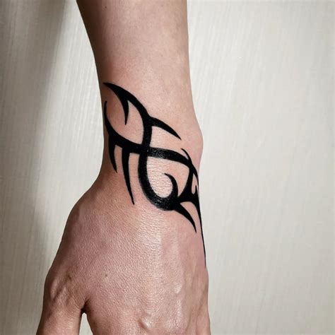 13 Unique Wrist Tattoo Ideas For Men That Make A Statement Fun Shop