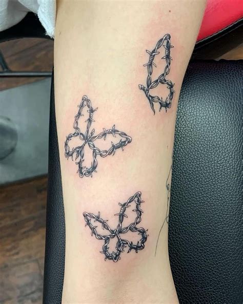 20 Barbed Wire Tattoo Designs For Women And Men Artofit