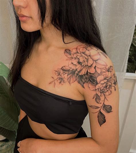 20 Front Shoulder Tattoo Ideas Stunning Designs