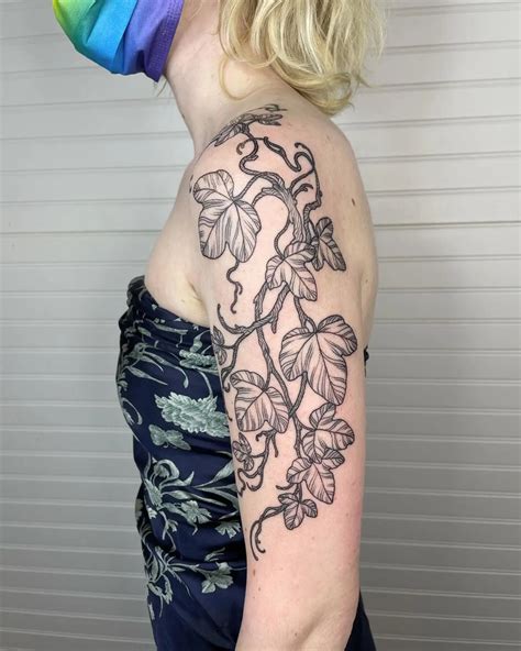 30 Best Ivy Tattoo Ideas You Should Check 30 Best Ivy Tattoo Ideas You Should Check