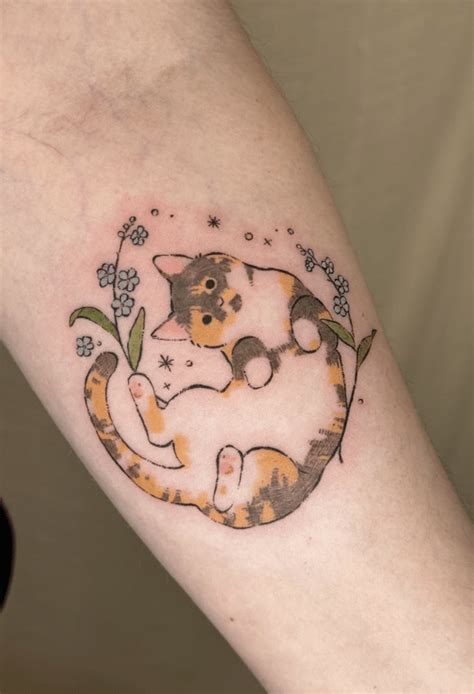58 Adorably Cute Cat Tattoos To Add Some Fluff To Your Ink