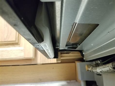 7 Reasons Why Dishwasher Leaking From Bottom Of Door