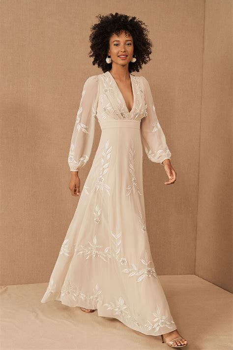 70s Inspired Wedding Dresses: Timeless Elegance