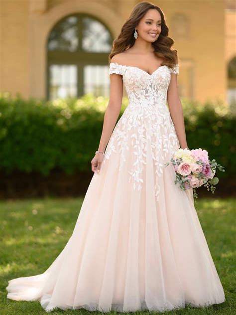 A Linie Brautkleid: Ultimate Guide to Timeless Elegance