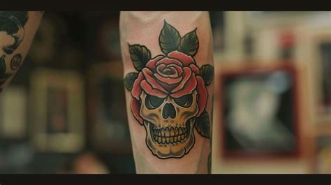 A Tattoo Combining A Skull And A Human Hand Often Symbolizes The Transient Nature Of Life And The Inevitability Of Death It Can Also Represent The Balance Between Mortality And Life S Experiences