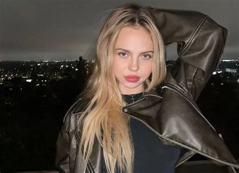 Adela Dream Academy: Unveiling Success Paths for Aspiring Artists