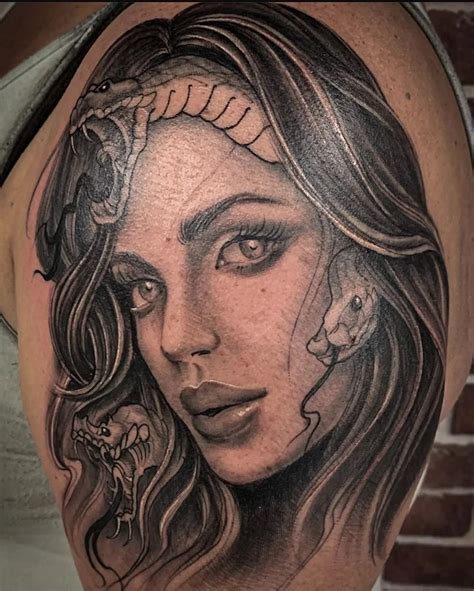 Black Amp Grey Realism Tattoos The Secrets Of Stunning Detail