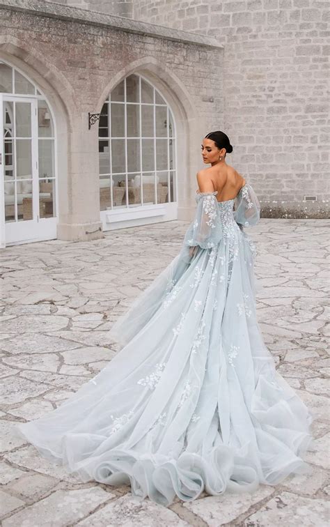 Best Blue Wedding Dress Choices 2023