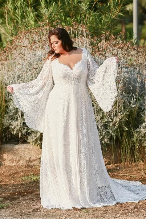 Bohemian Plus Size Wedding Dresses: Unique Styles