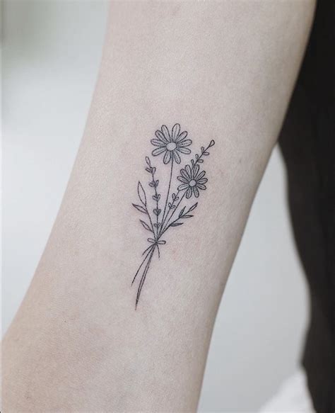 Bouquet Tattoo Flower Wrist Tattoos Daisy Tattoo Designs Petite Tattoos