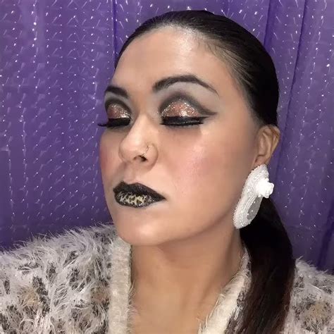 Cut Crease Amp Lip Tattoo With Isaac Meyers Youtube Cut Crease Amp Lip Tattoo With Isaac Meyers Youtube