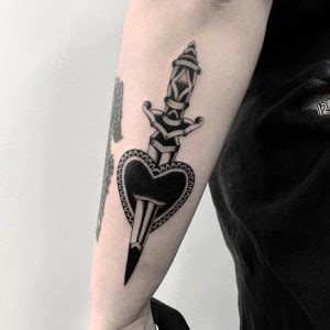 Dagger And Heart Tattoo Meaning Origins And 50 Beautiful Ideas Dagger And Heart Tattoo Meaning Origins And 50 Beautiful Ideas