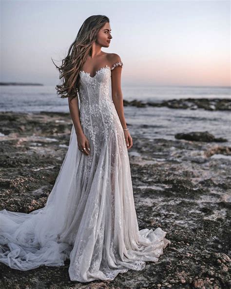 Destination Wedding Dresses Beach: Ultimate Elegance for Your Dream Wedding