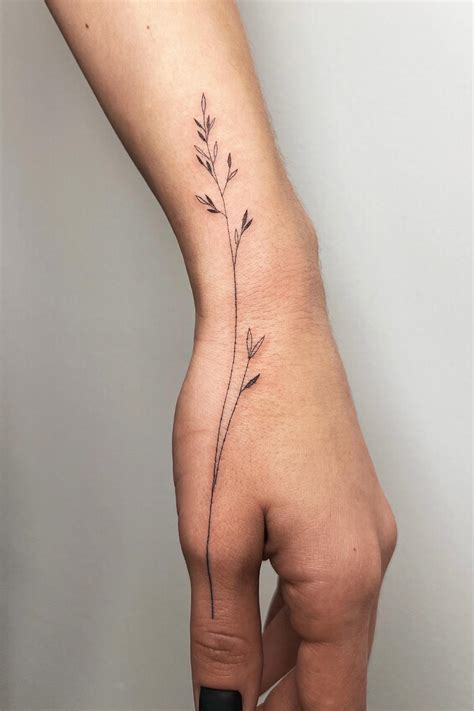 Fine Line Tattoo The Art Of Delicate And Intricate Designs Fine Line Tattoo The Art Of Delicate And Intricate Designs
