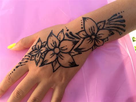 Flower Henna Tattoo On Hand Best Flower Site