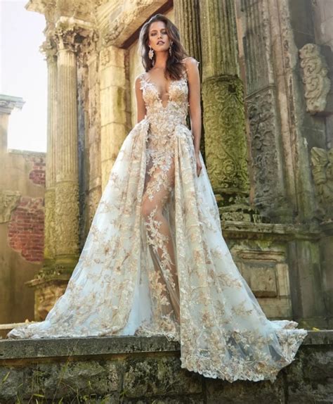 Best flowery wedding dress trends 2023
