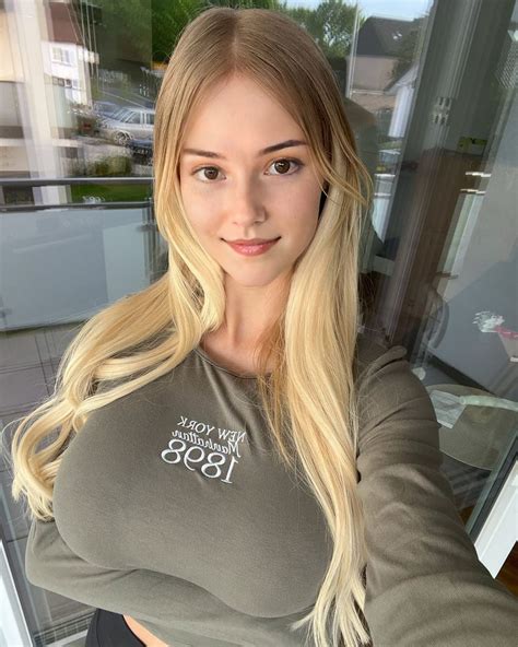 Lilyybrown Onlyfans Leaks