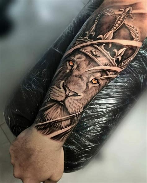 Lion Crown Tattoo