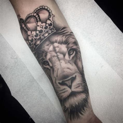 Lion Tattoos Images Designs Inspiration Inkably Co Uk Lion Tattoos Images Designs Inspiration Inkably Co Uk