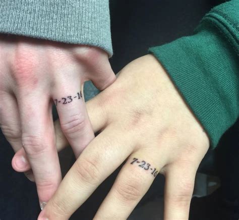 Los 5 Mejores Tatuajes Para Parejas Peque Os Y Significados Lifestyle
