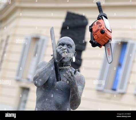 Lucky Diamond Rich During Photo Session With Austria Presse Agentur In