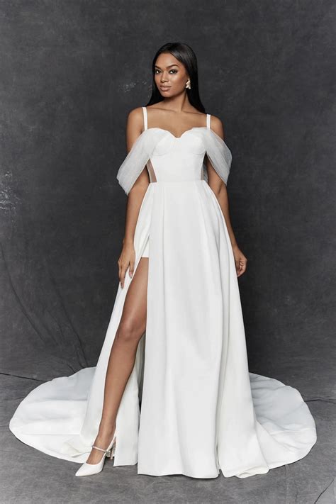 OML Bridal & Formal: Discover Stunning 2023 Trends
