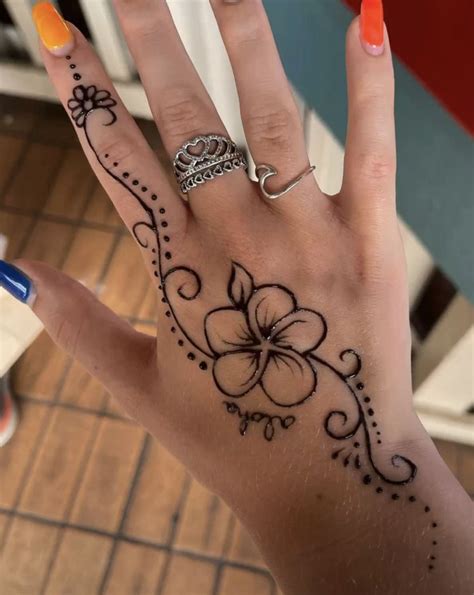 Pin By Lou Ann Bearley On Tattoos In 2024 Simple Henna Tattoo Henna