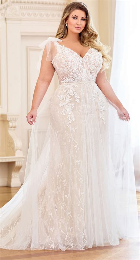 Plus Size Wedding Dresses: Stunning Styles Revealed!
