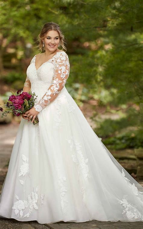 Plus Size Fall Wedding Dresses: Perfect Choices