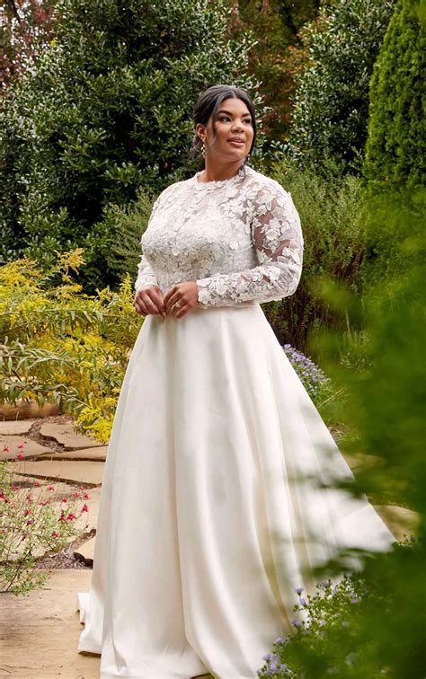 Plus Size Wedding Gown Designers
