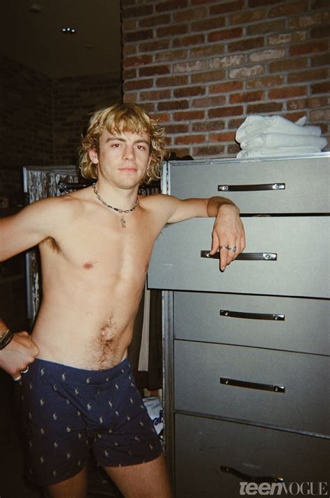 Ross Lynch Nude