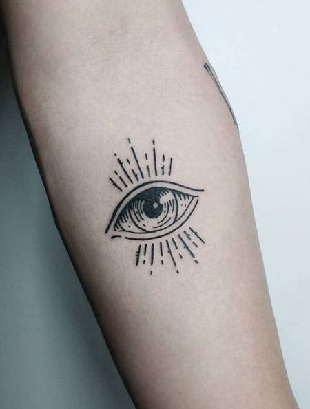 Simple Eye Tattoo Designs