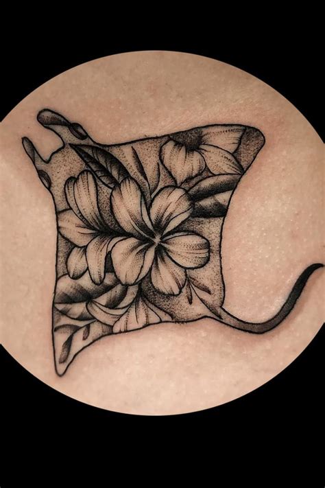 Stingray Tattoo Cute Tattoos Tattoos Creative Tattoos