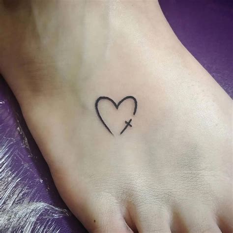 Tattoo Heart And Cross Tattoo Style Trends Tattoo Heart And Cross Tattoo Style Trends