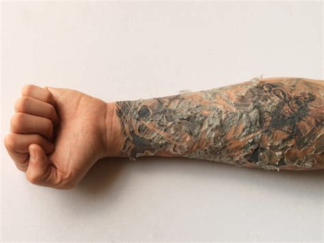 Tattoo Peeling How To Care For Your Ink As It Peels Authoritytattoo