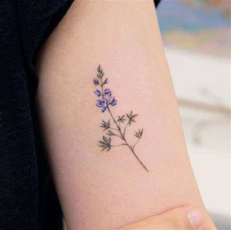 Top 61 Best Minimalist Flower Tattoo Ideas 2021 Inspiration Guide Top 61 Best Minimalist Flower Tattoo Ideas 2021 Inspiration Guide