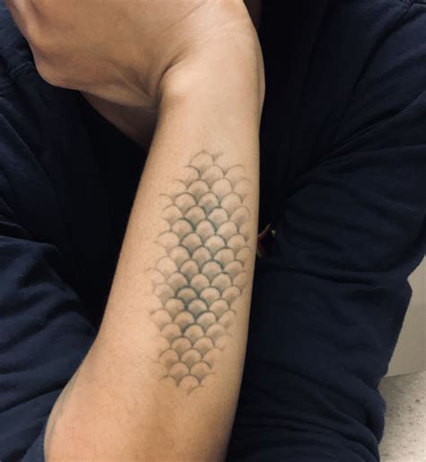 Unique Fish Scale Tattoo Designs For A Striking Look Unique Fish Scale Tattoo Designs For A Striking Look