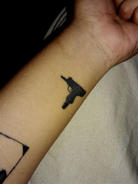Uzi Tattoo Design Size 2 Inch Guntattoo Tattoo Gun Tattoos Tattooartist Ink Tattooart Revolvertattoo Inked Rosetattoo Blackwork Tattooideas Traditionaltattoo Art Blackandgreytattoo Uzi Tattoo Design Size 2 Inch Guntattoo Tattoo Gun Tattoos Tattooartist Ink Tattooart Revolvertattoo Inked Rosetattoo Blackwork Tattooideas Traditionaltattoo Art Blackandgreytattoo
